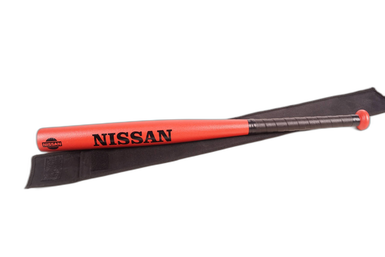 Бейсбольна біта Nissan